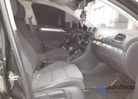 2014 Volkswagen Golf 2.5L from USA, damaged, VIN WVWDB7AJ5EW003072